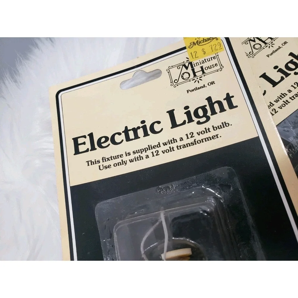 Lot 2 Miniature House 651 Ceiling Lamp Tulip Shade Electric Light 12 Volt